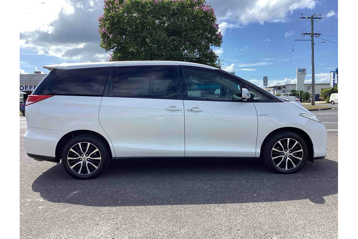 2014 Toyota Tarago Ultima GSR50R