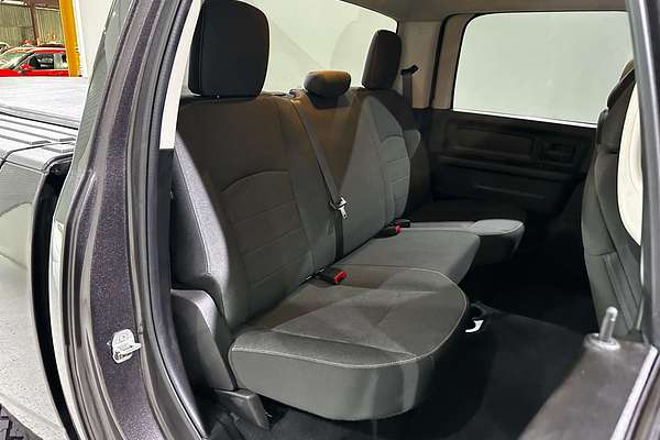 2022 RAM 1500 Express RamBox DS 4X4 SWB