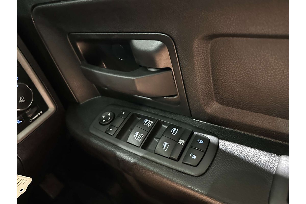 2022 RAM 1500 Express RamBox DS 4X4 SWB