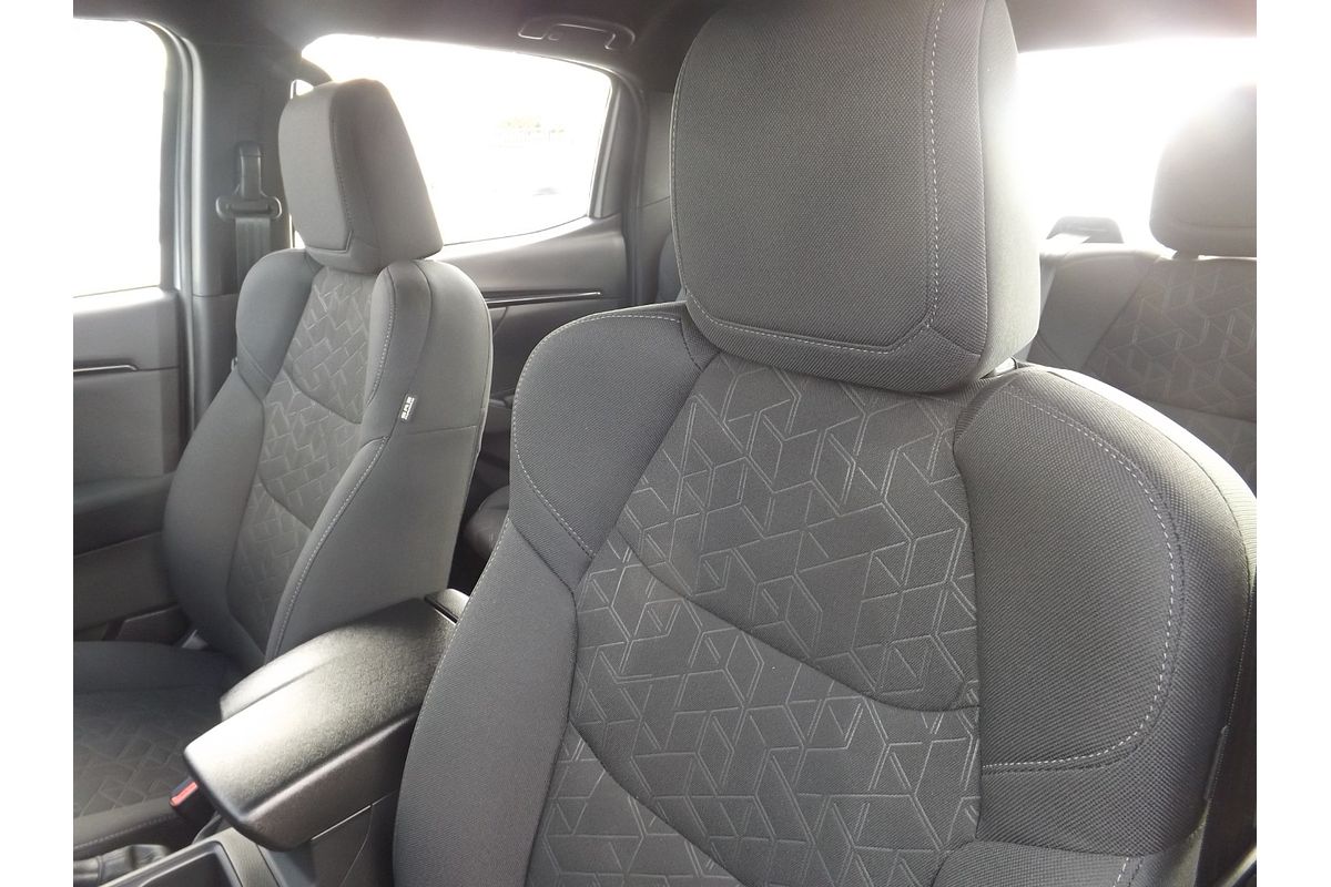 2025 Isuzu D-MAX X-RIDER 4X4