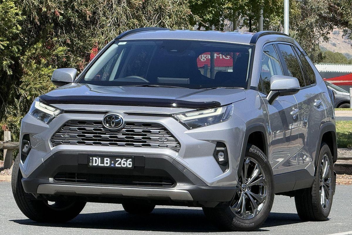 2025 Toyota RAV4 GXL AXAH52R