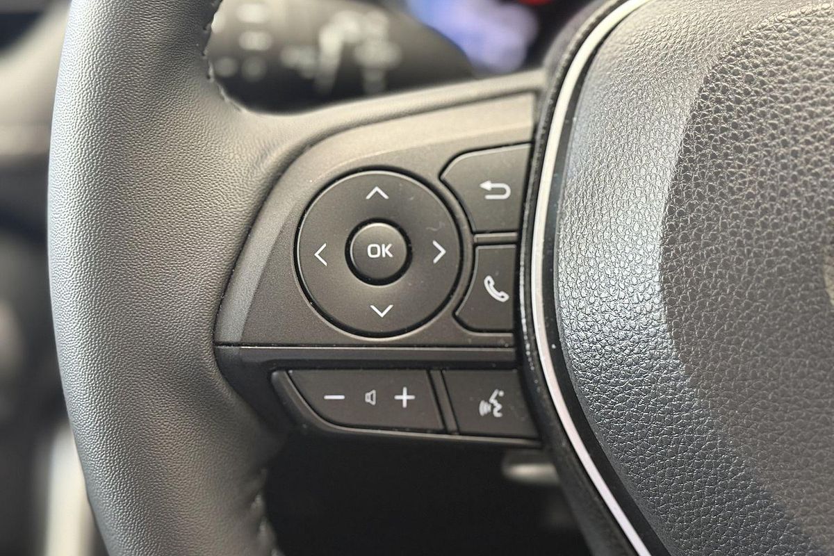 2025 Toyota RAV4 GXL AXAH52R