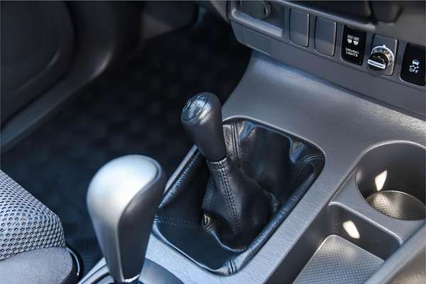 2013 Toyota Hilux SR5 KUN26R 4X4