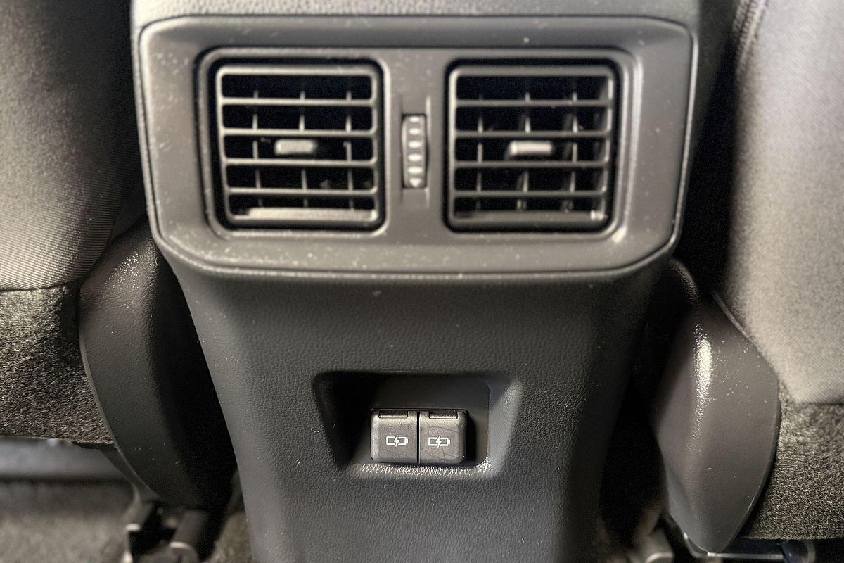 2025 Toyota RAV4 GXL AXAH52R