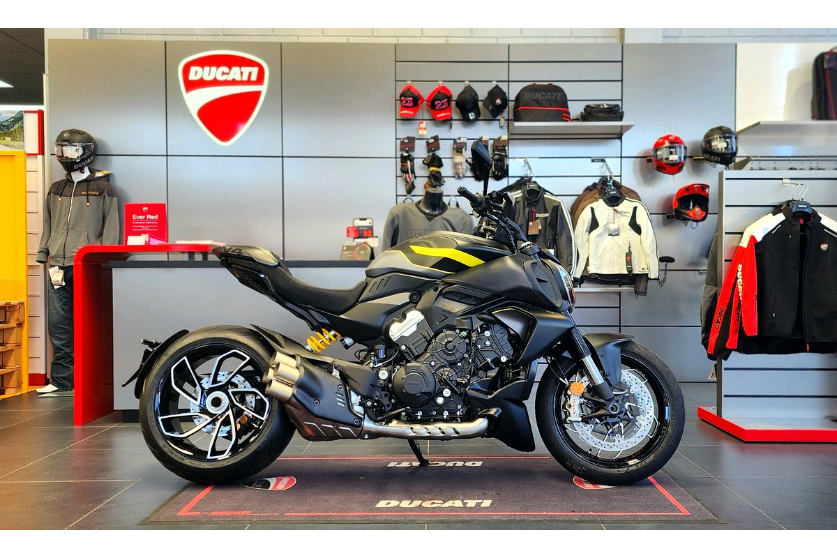 2025 Ducati Diavel V4