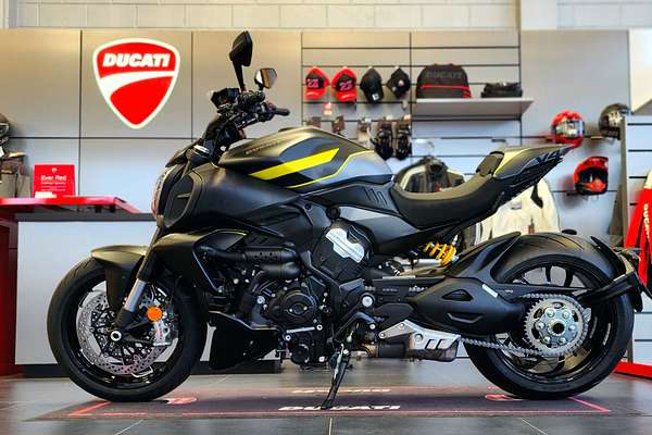 2025 Ducati Diavel V4