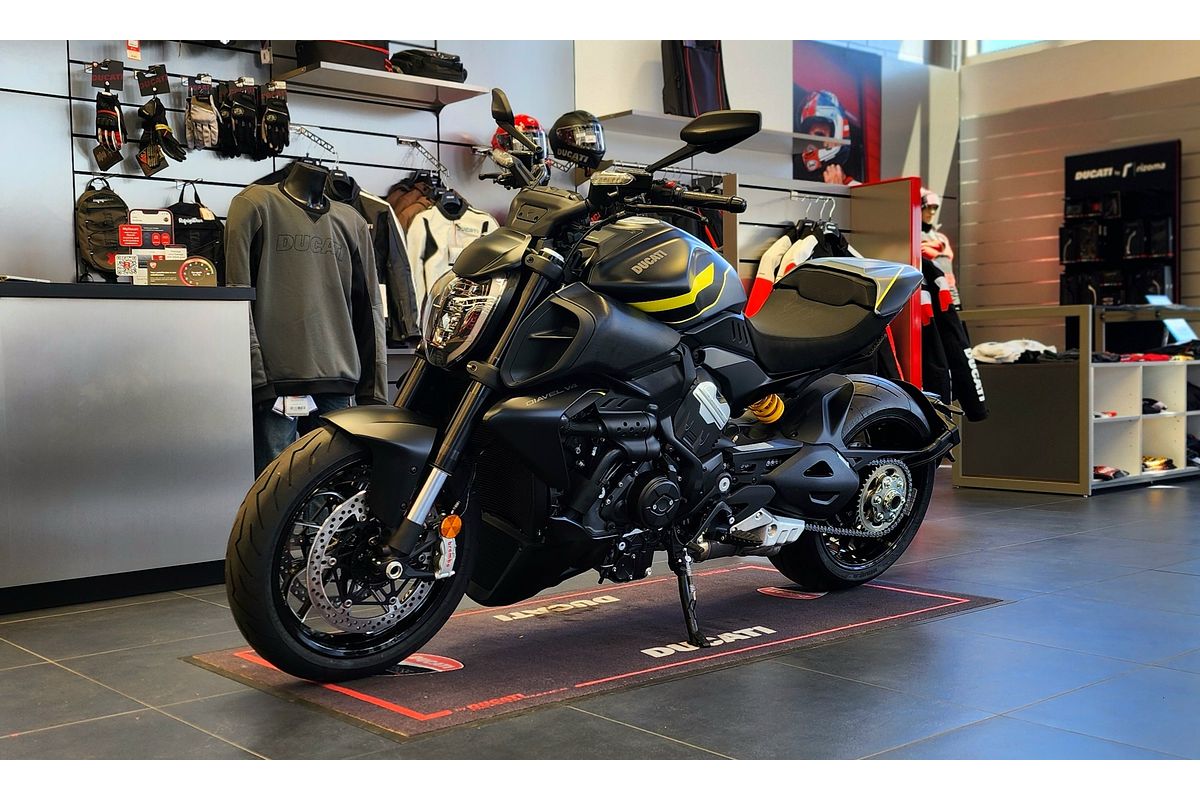 2025 Ducati Diavel V4