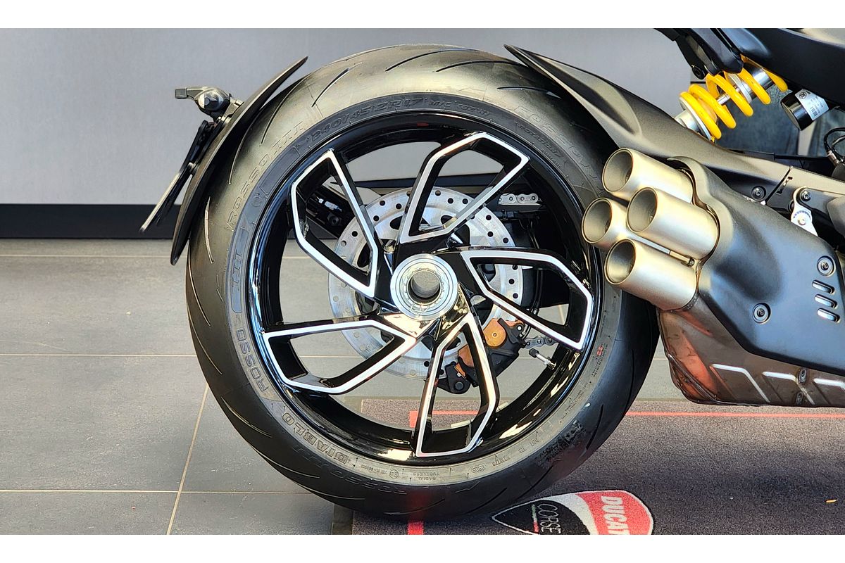 2025 Ducati Diavel V4