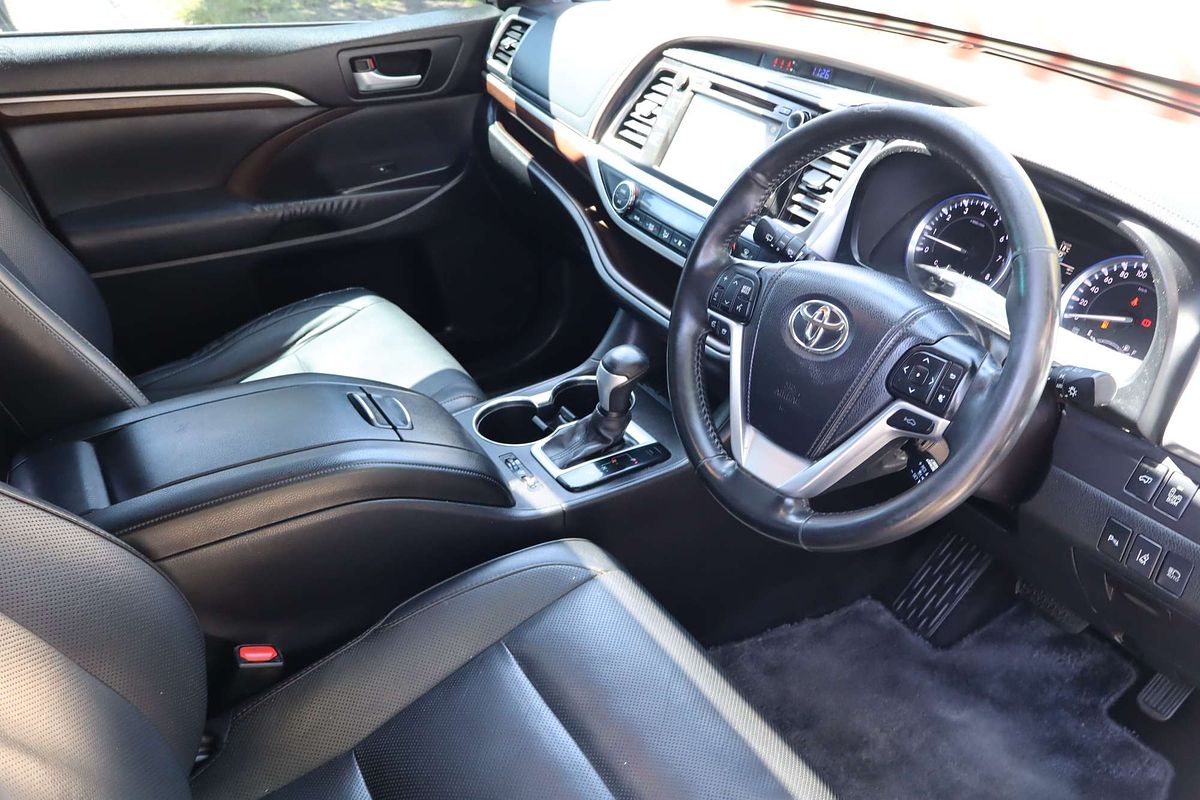 2014 Toyota Kluger Grande GSU55R