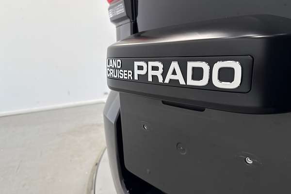 2023 Toyota Landcruiser Prado Kakadu GDJ150R