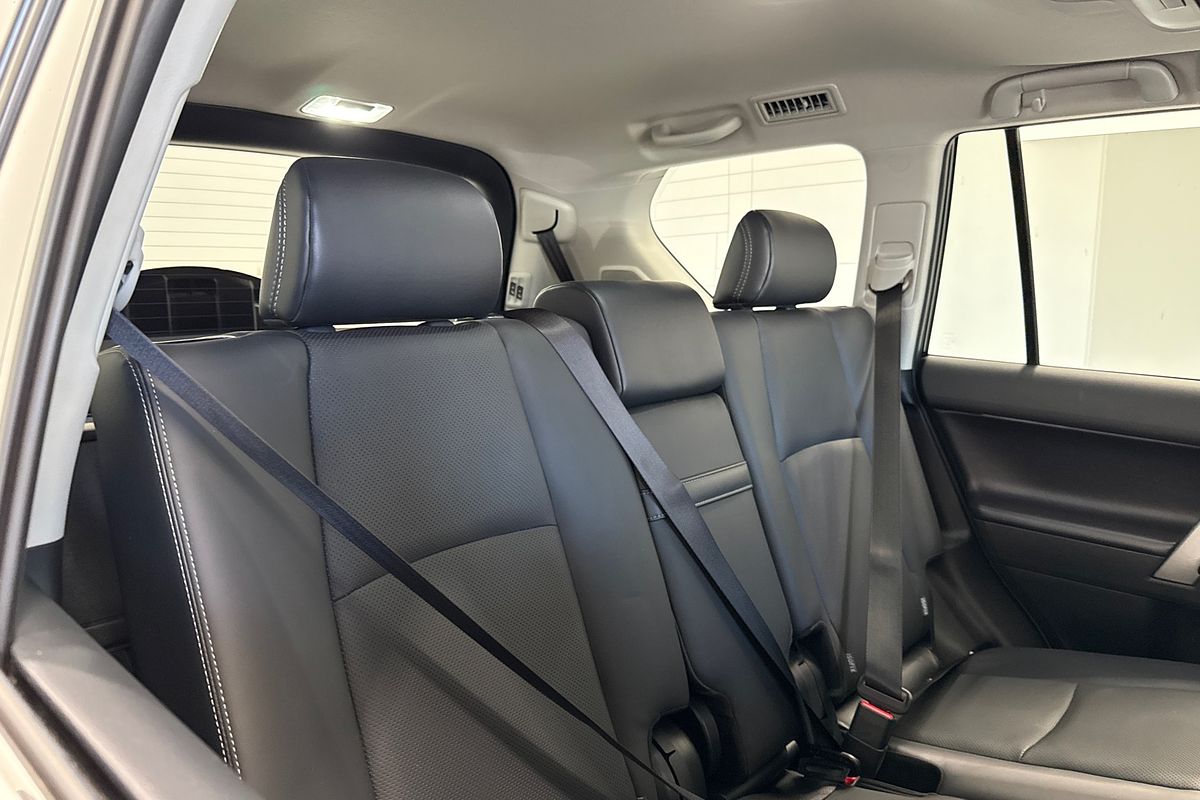 2023 Toyota Landcruiser Prado Kakadu GDJ150R