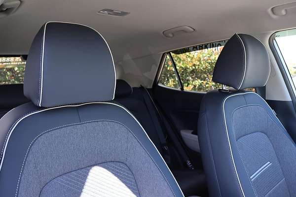 2025 Hyundai Venue Elite QX.V5