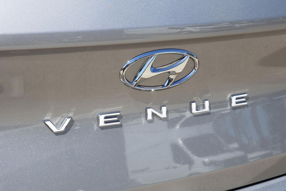 2025 Hyundai Venue Elite QX.V5