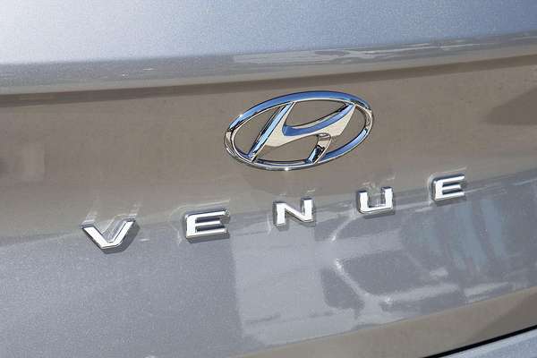 2025 Hyundai Venue Elite QX.V5