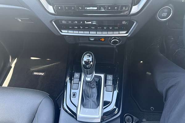 2021 Isuzu D-MAX X-TERRAIN  4X4