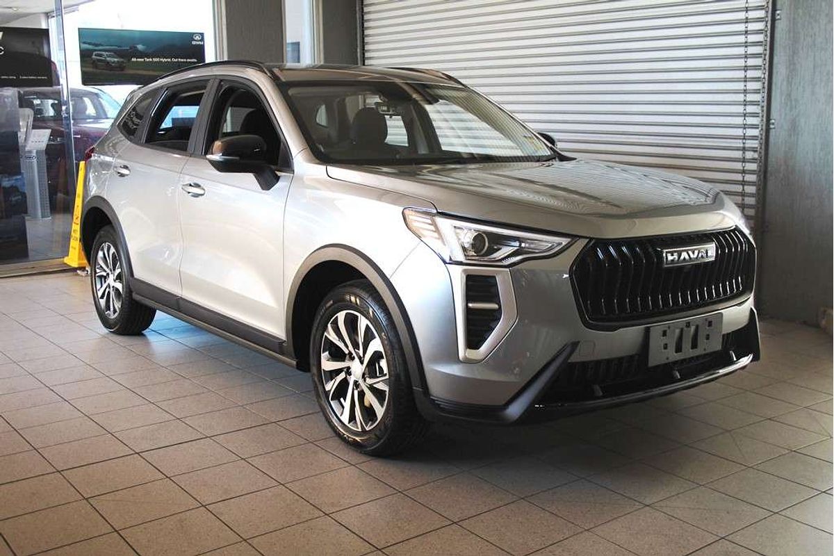 Jolion Facelift Premium Petrol Auto 4x2