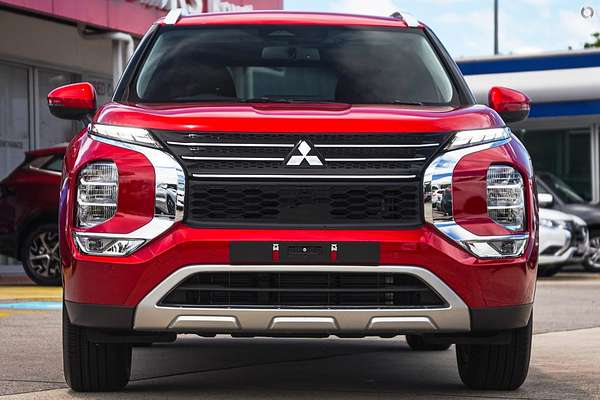 2025 Mitsubishi Outlander LS ZM