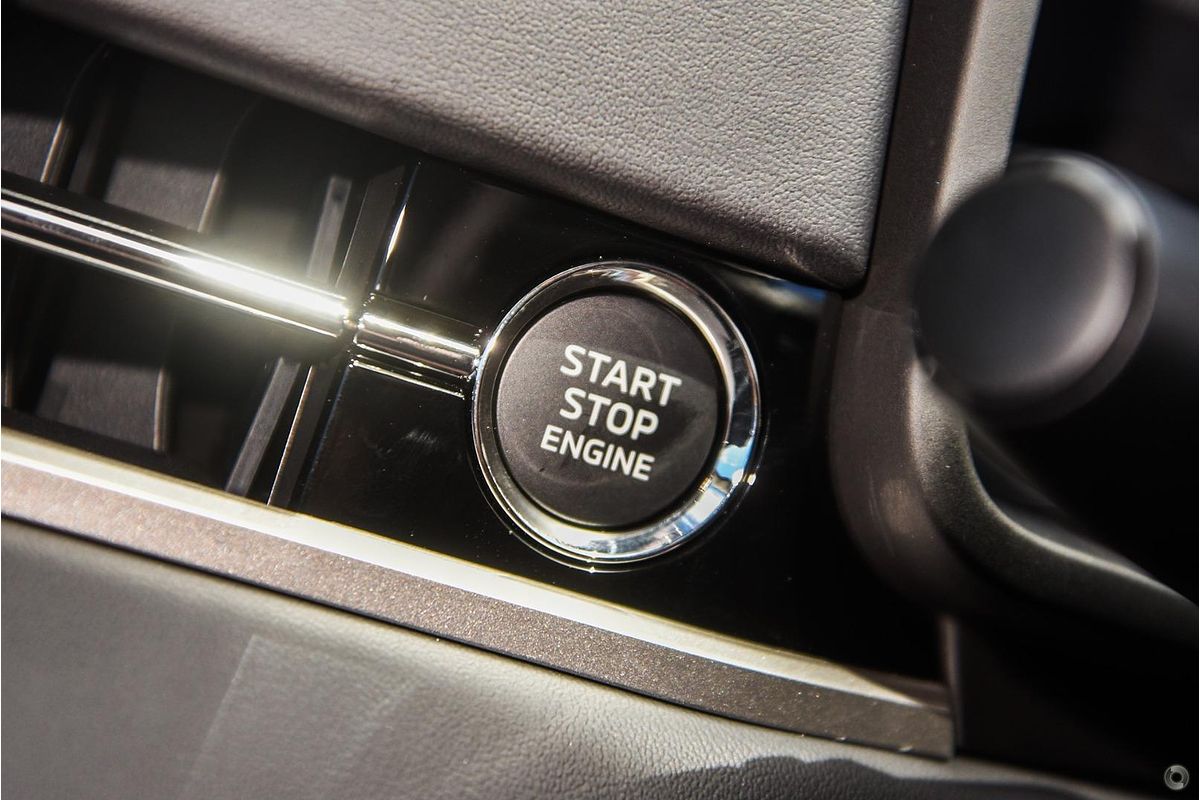 2025 Mitsubishi Outlander LS ZM