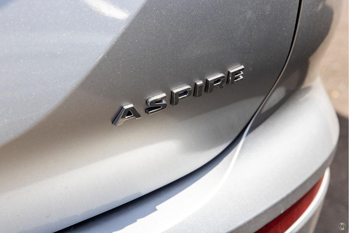 2025 Mitsubishi Outlander Aspire ZM