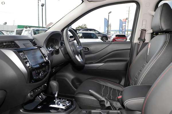 2025 Nissan Navara PRO-4X D23