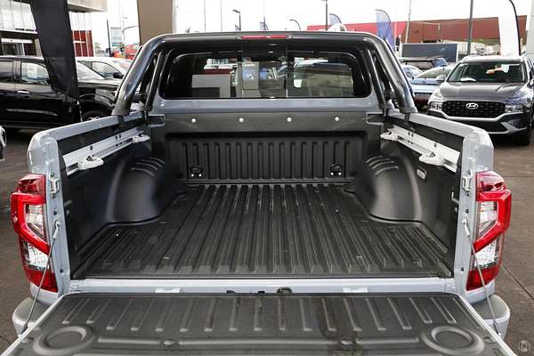 2025 Nissan Navara PRO-4X D23