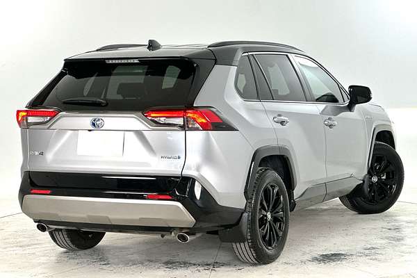 2024 Toyota RAV4 XSE AXAH52R