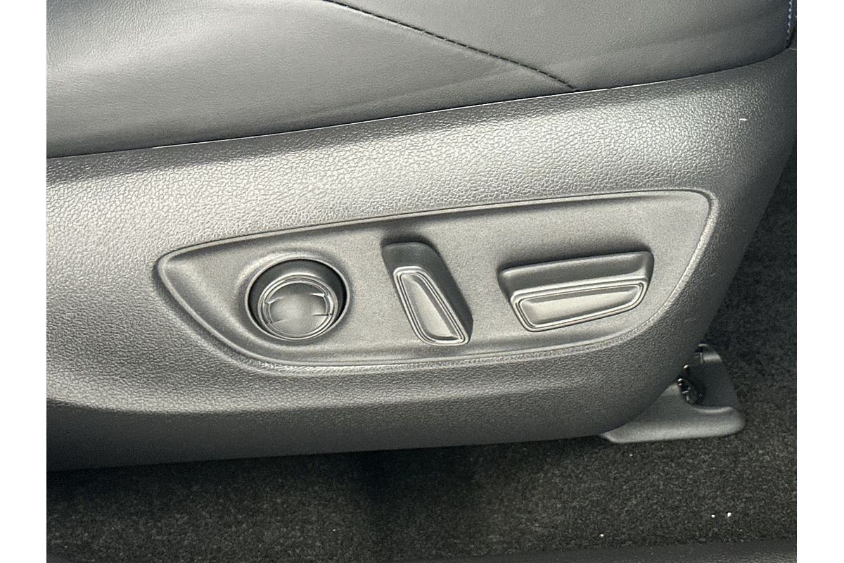 2024 Toyota RAV4 XSE AXAH52R