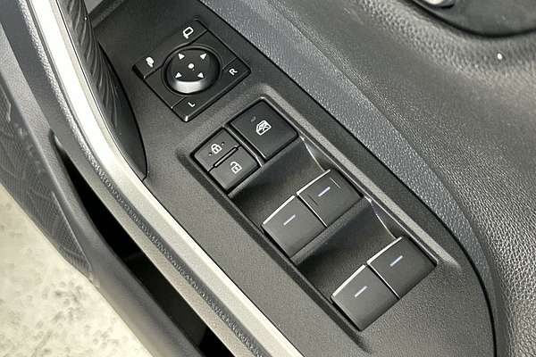 2024 Toyota RAV4 XSE AXAH52R