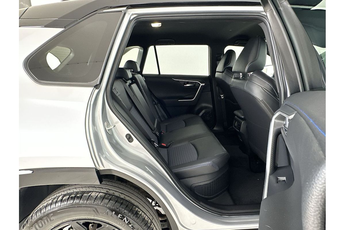 2024 Toyota RAV4 XSE AXAH52R