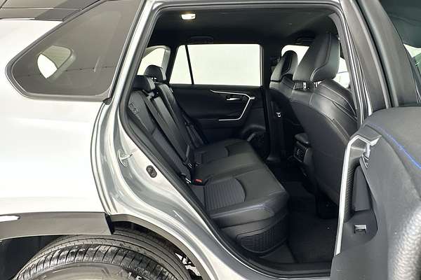 2024 Toyota RAV4 XSE AXAH52R