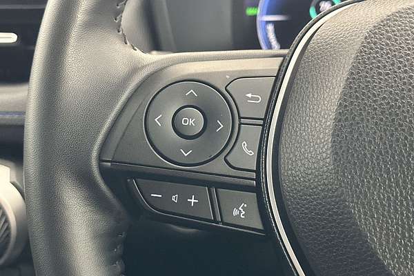 2024 Toyota RAV4 XSE AXAH52R