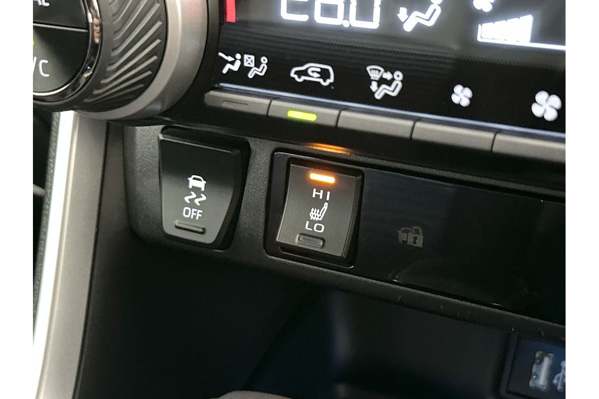 2024 Toyota RAV4 XSE AXAH52R