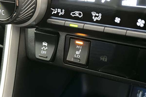 2024 Toyota RAV4 XSE AXAH52R