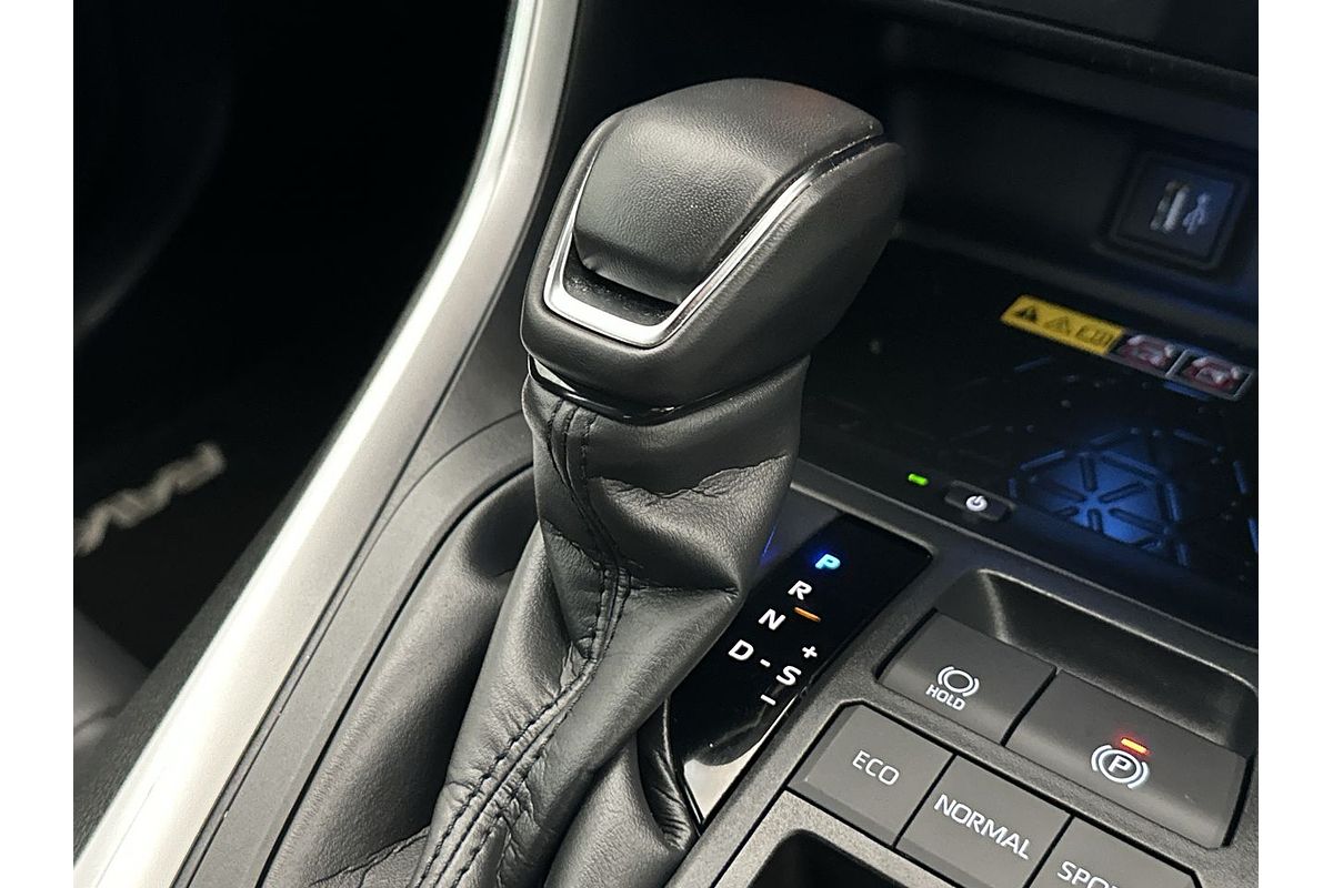 2024 Toyota RAV4 XSE AXAH52R