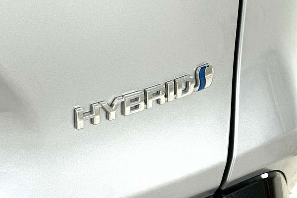 2024 Toyota RAV4 XSE AXAH52R