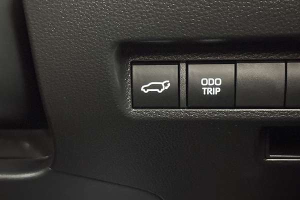 2024 Toyota RAV4 XSE AXAH52R