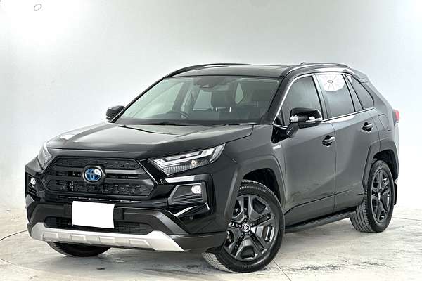 2024 Toyota RAV4 Edge AXAH54R
