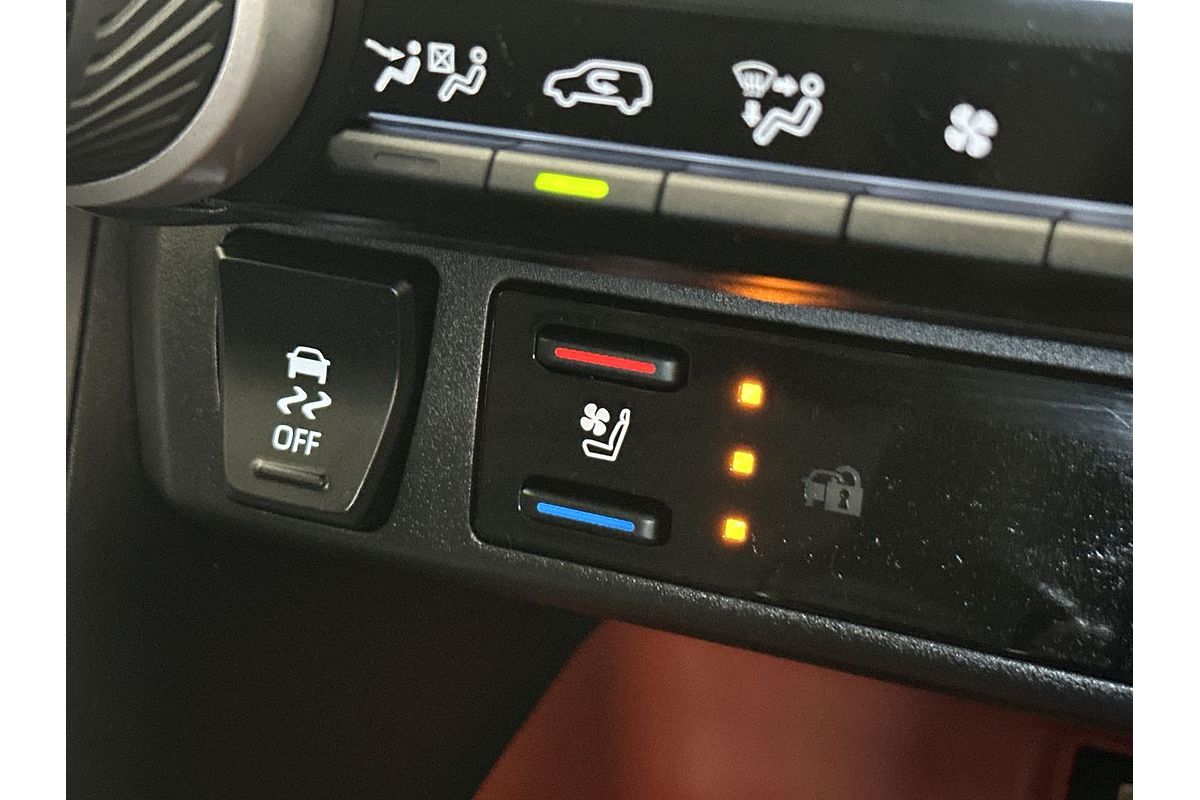 2024 Toyota RAV4 Edge AXAH54R