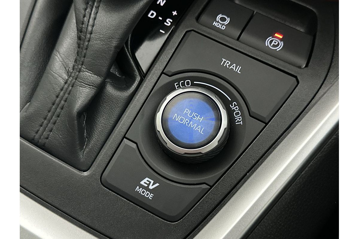 2024 Toyota RAV4 Edge AXAH54R