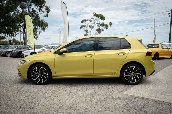 2022 Volkswagen Golf 110TSI 8