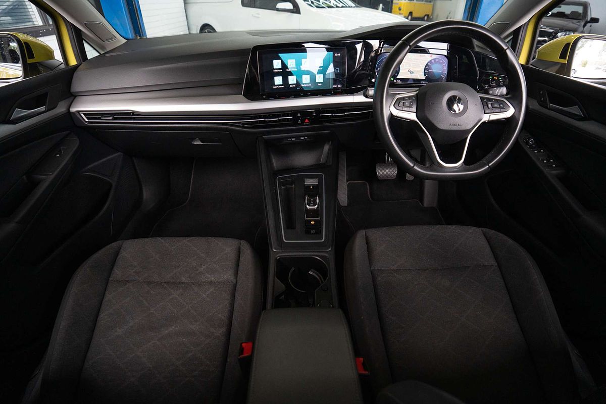 2022 Volkswagen Golf 110TSI 8