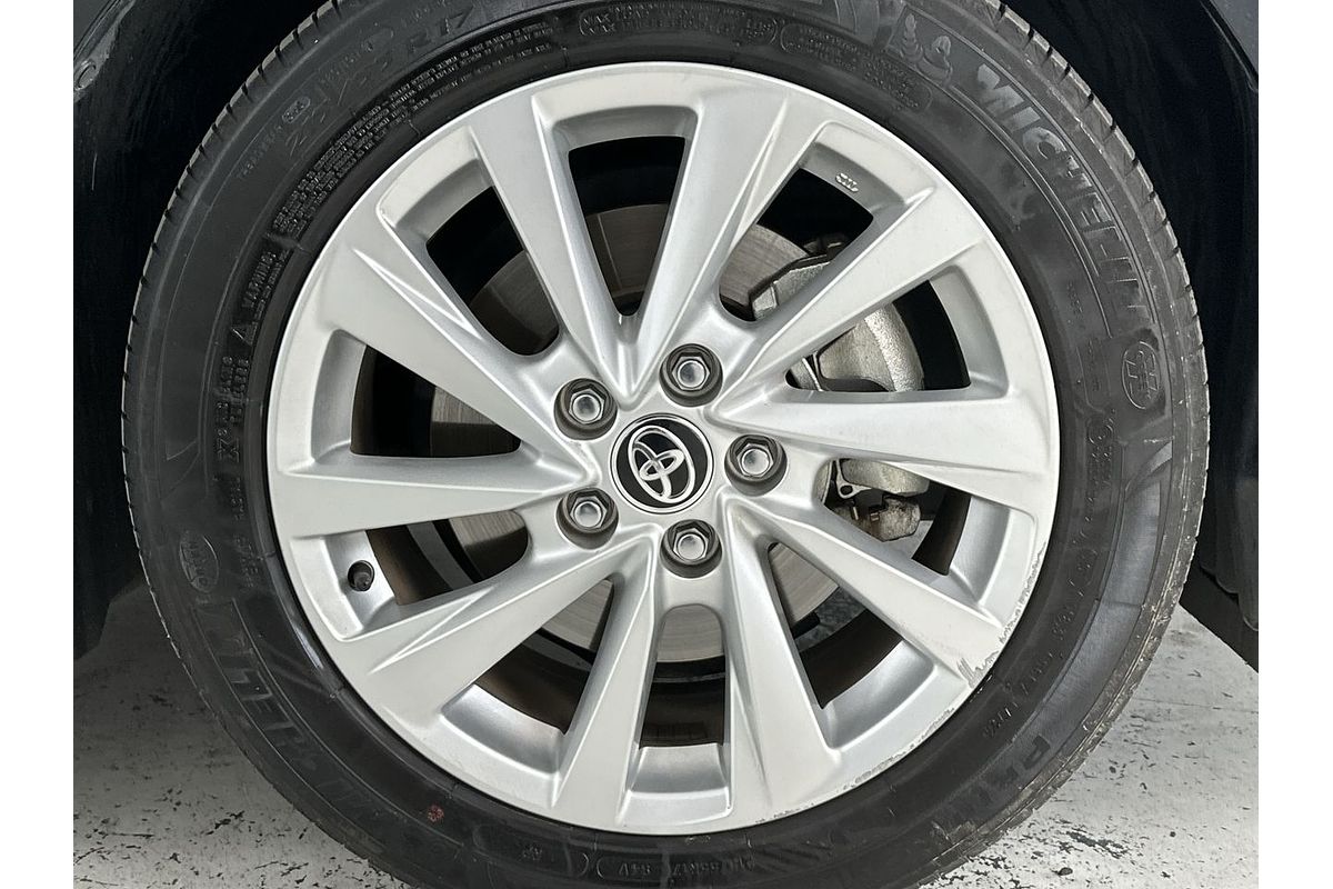 2024 Toyota Camry Ascent AXVH70R