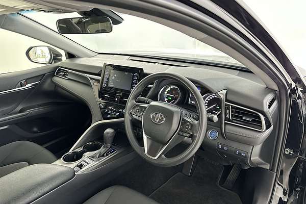 2024 Toyota Camry Ascent AXVH70R