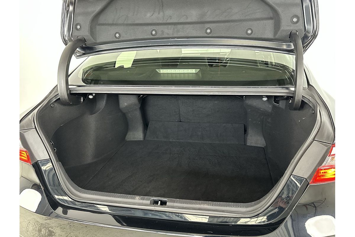 2024 Toyota Camry Ascent AXVH70R