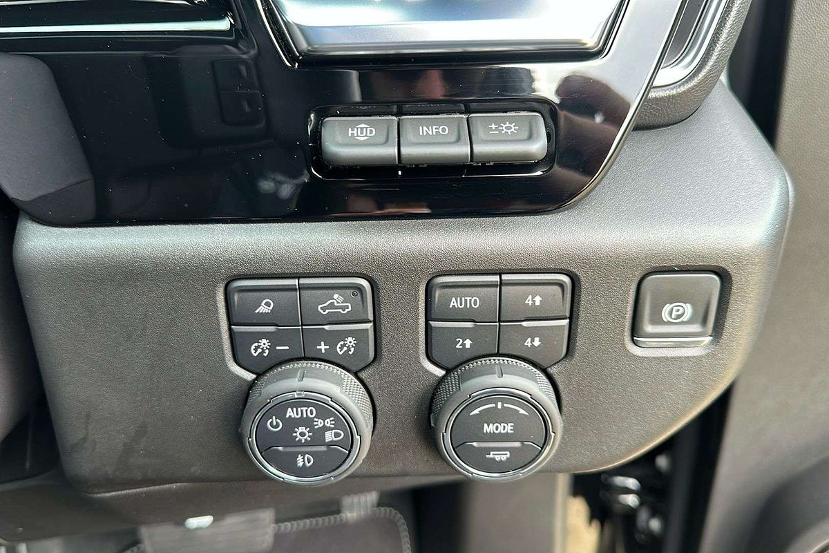 2024 Chevrolet Silverado 1500 ZR2 W/Tech Pack T1 4X4