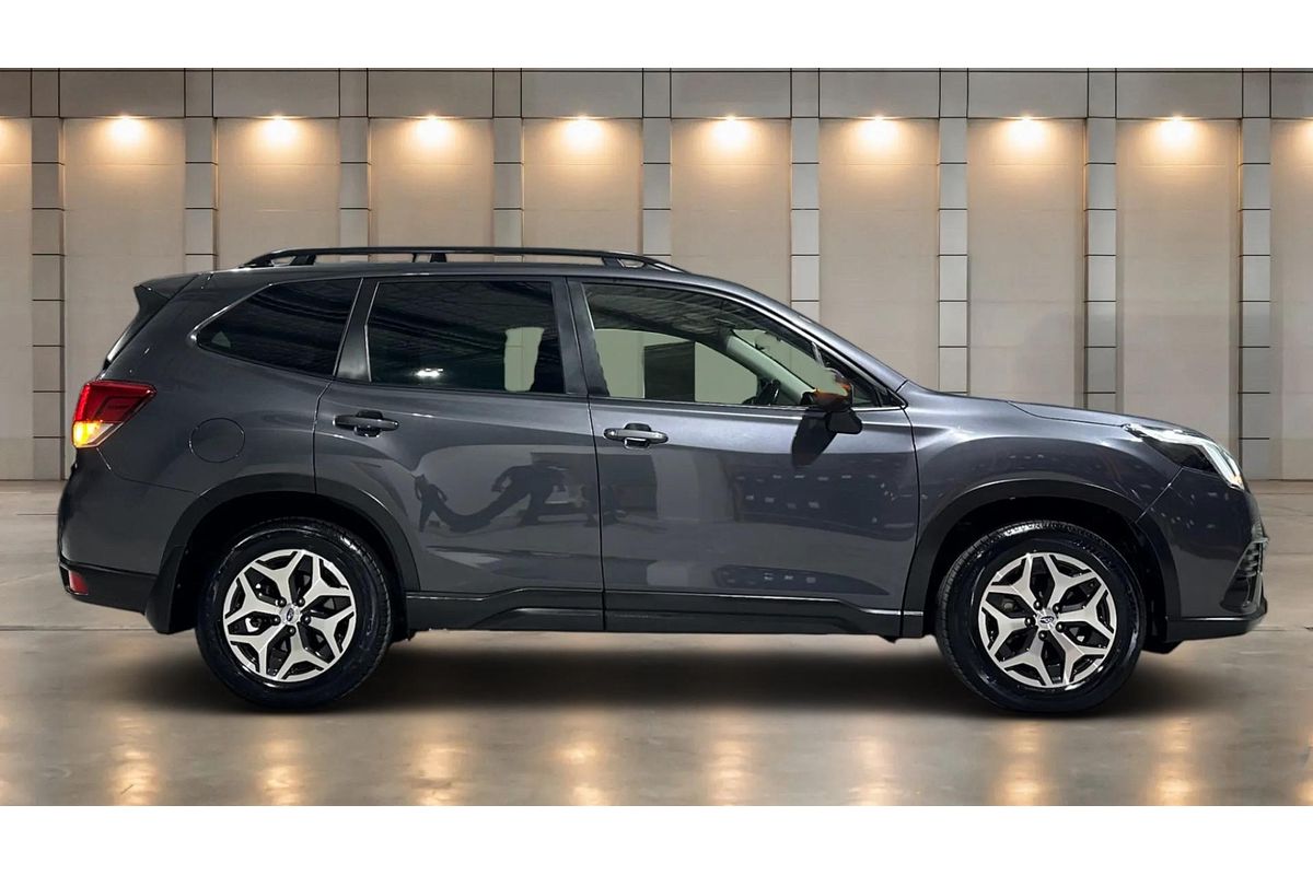 2023 Subaru Forester 2.5i S5