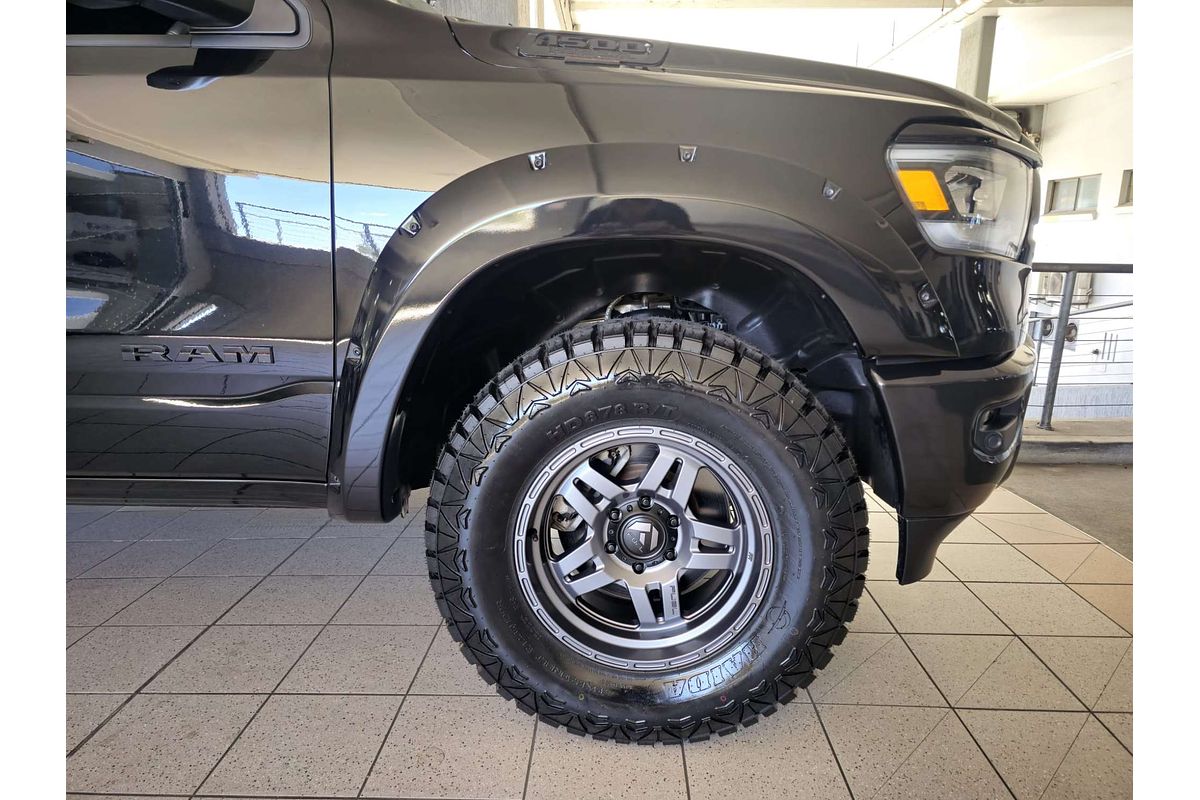 RAM 1500 BIG HORN 11  SWB 4x4 MY22 UTILITY