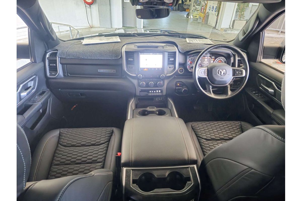 RAM 1500 BIG HORN 11  SWB 4x4 MY22 UTILITY