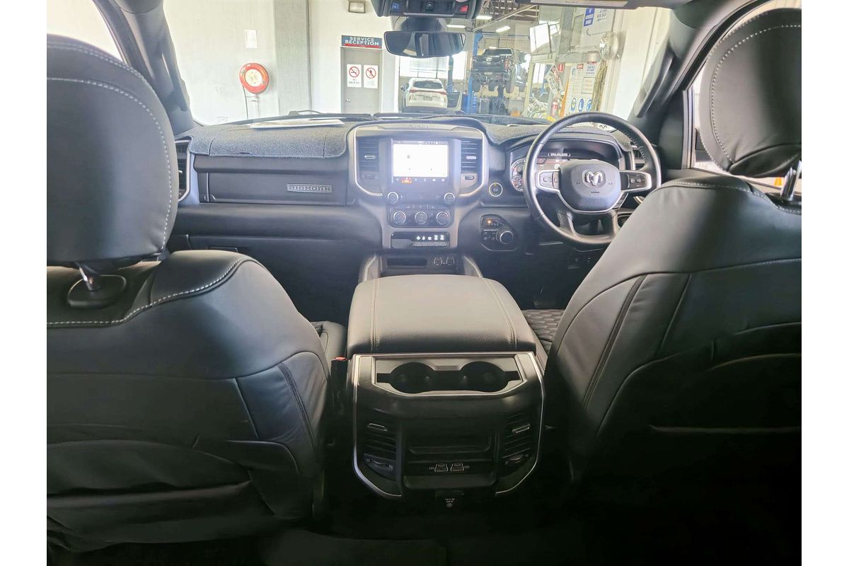 RAM 1500 BIG HORN 11  SWB 4x4 MY22 UTILITY