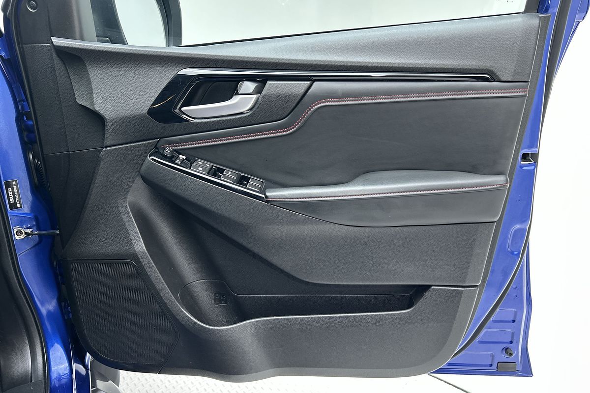 2022 Isuzu D-MAX X-TERRAIN 4X4